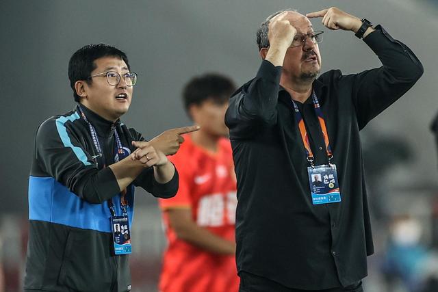 詹姆斯25+7+10拉塞尔27+10 湖人大胜老鹰回第9